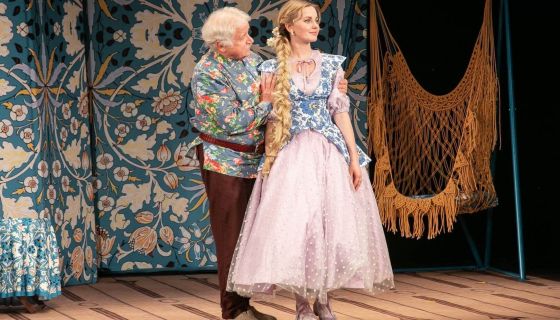 Спектакль «Не в свои сани не садись»