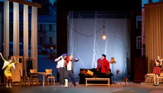 Спектакль «Один волшебный звонок»