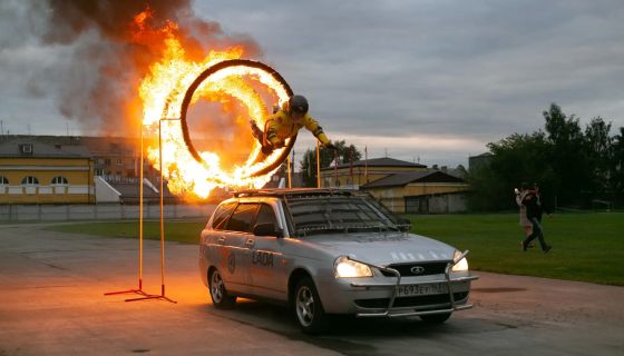 Шоу каскадеров